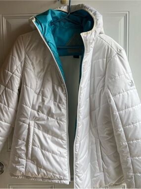 Women's White Hooded Puffer Jacket with Teal Interior zeroxposur jacket